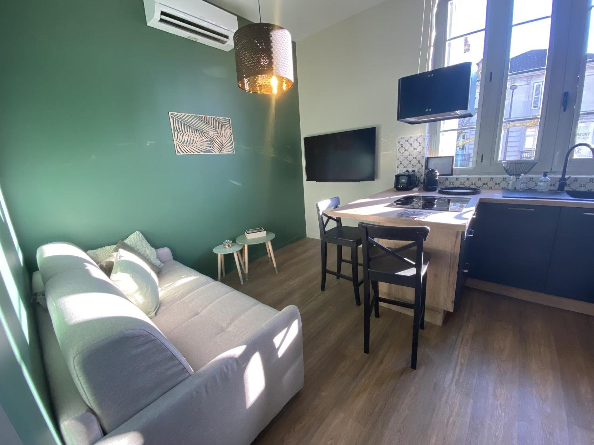 Marianne 5 Apartment Бержерак Стая снимка